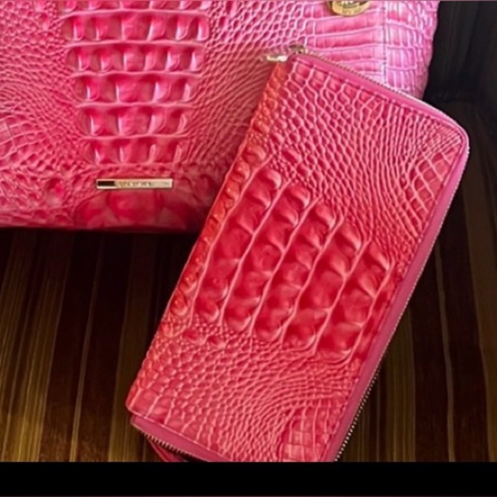 Brahmin zipped wallet only ! Cosmo Pink.